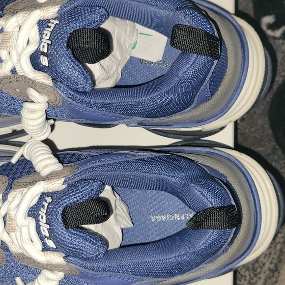 SOLD!! Balenciaga Triple S Navy & Gray - Picture 6 of 8